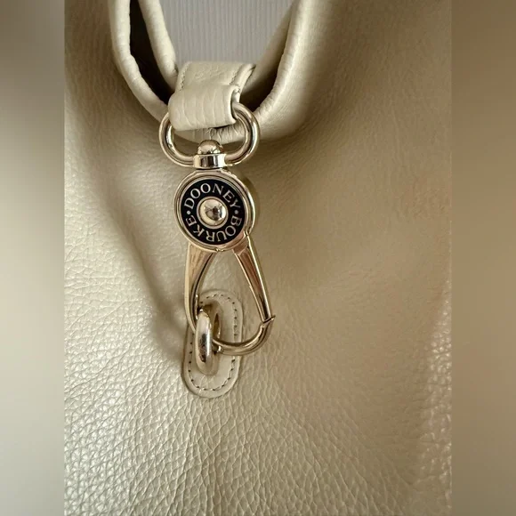 Dooney & Bourke Logo Lock pebble grain leather hobo bag - Picture 2 of 16